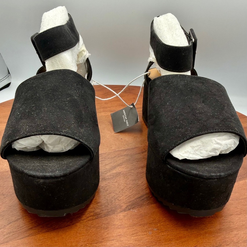 American Eagle Black Faux Suede Chunky Platform Wedge Sandals‎ Womens 7 Grunge
